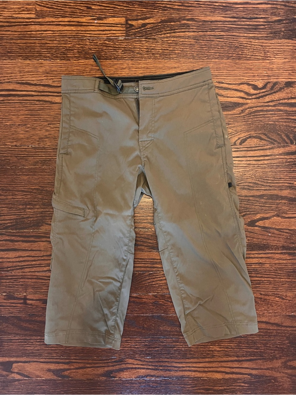 Prana Men's Olive Cargo Capri Pants small